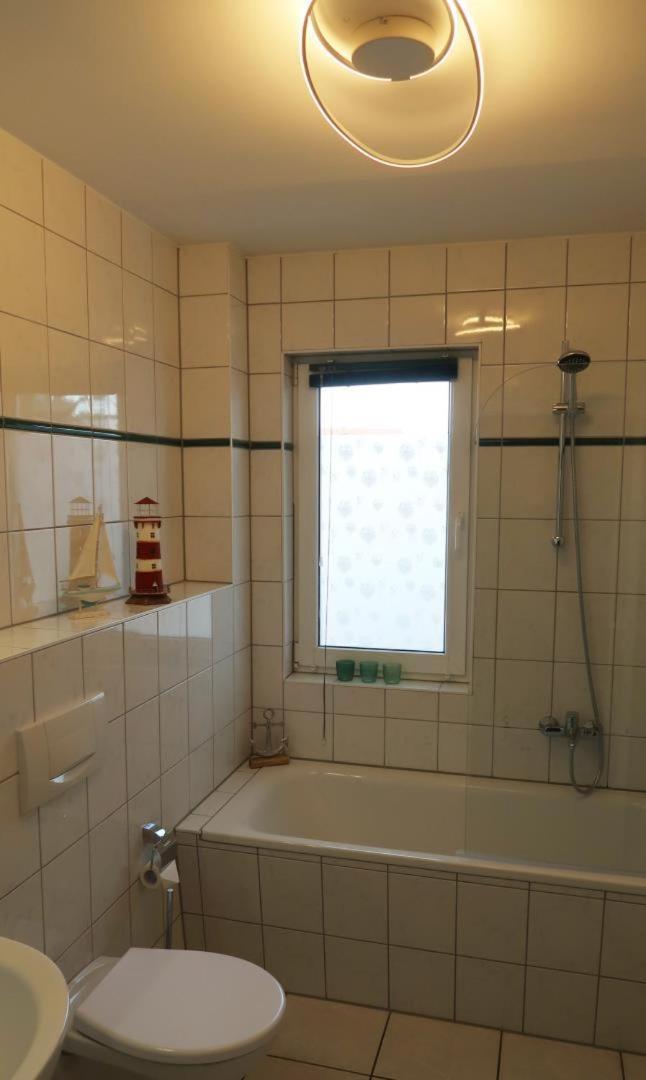 Wohnung 9 Meer-Ruhe Im Haus Stranddistel Komfortable Ferienwohnung Im 1 Og Fuer 4 Personen In 징스트 외부 사진
